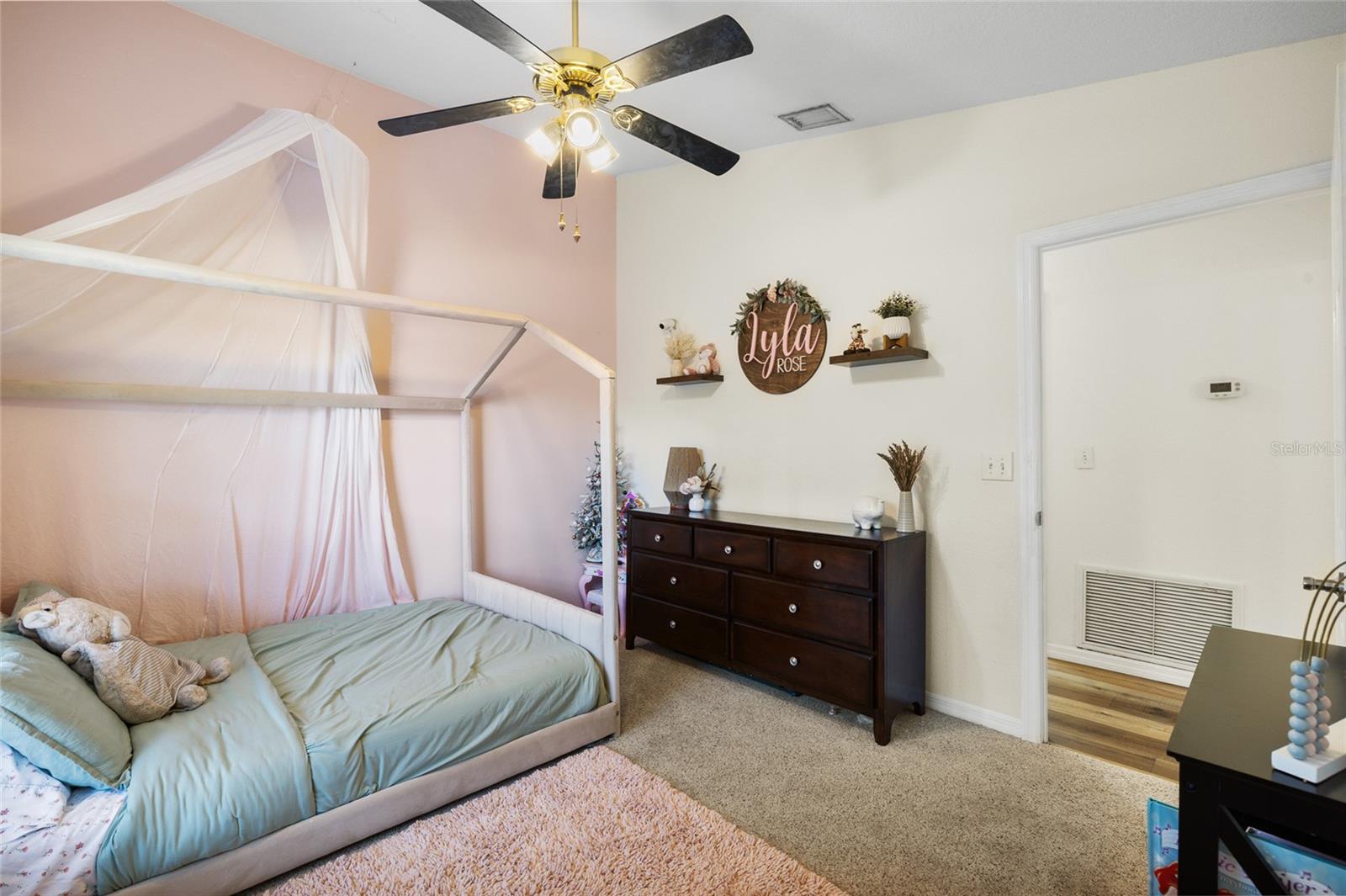 BROOKFIELD - Residential