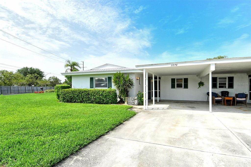 Photo of 3276 Westford Ln, #117, Ln, Sarasota, FL 34231 (MLS # A4655365)