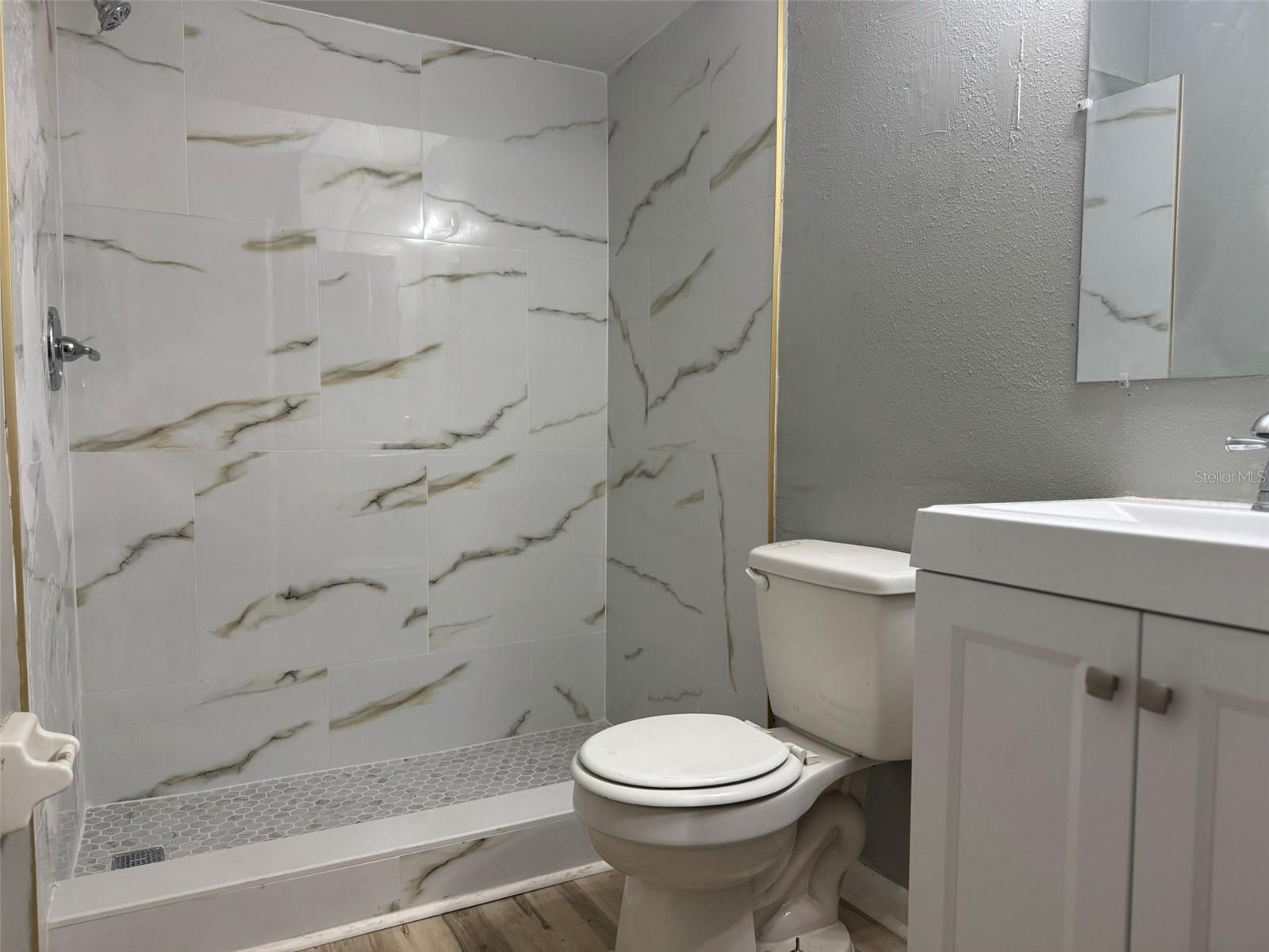 CHESTNUT WOODS SUB - Residential Income