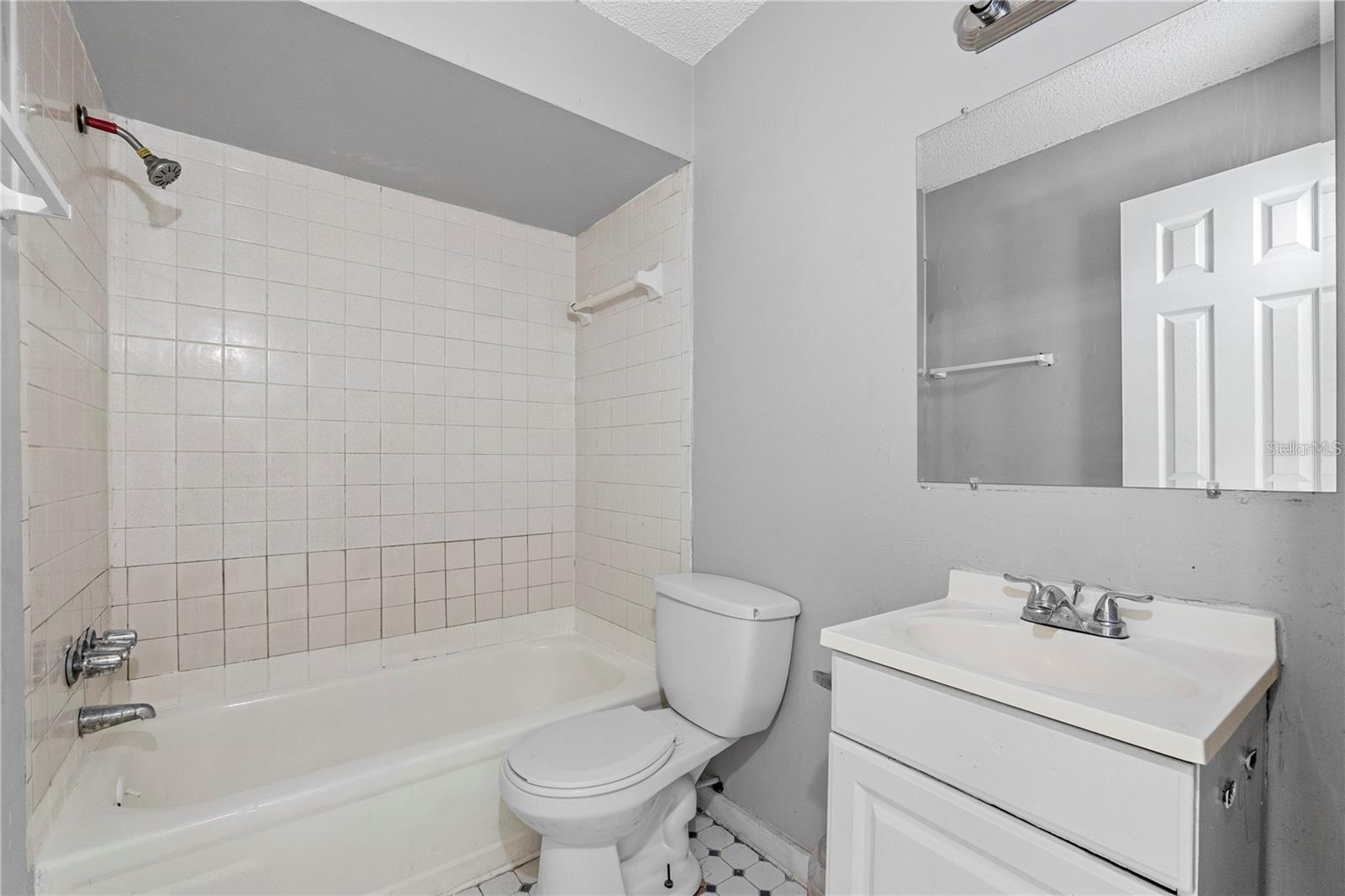 CHESTNUT WOODS SUB - Residential Income