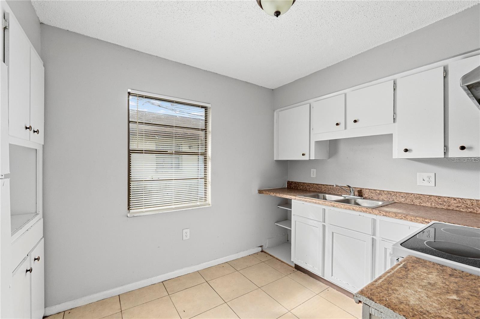 CHESTNUT WOODS SUB - Residential Income