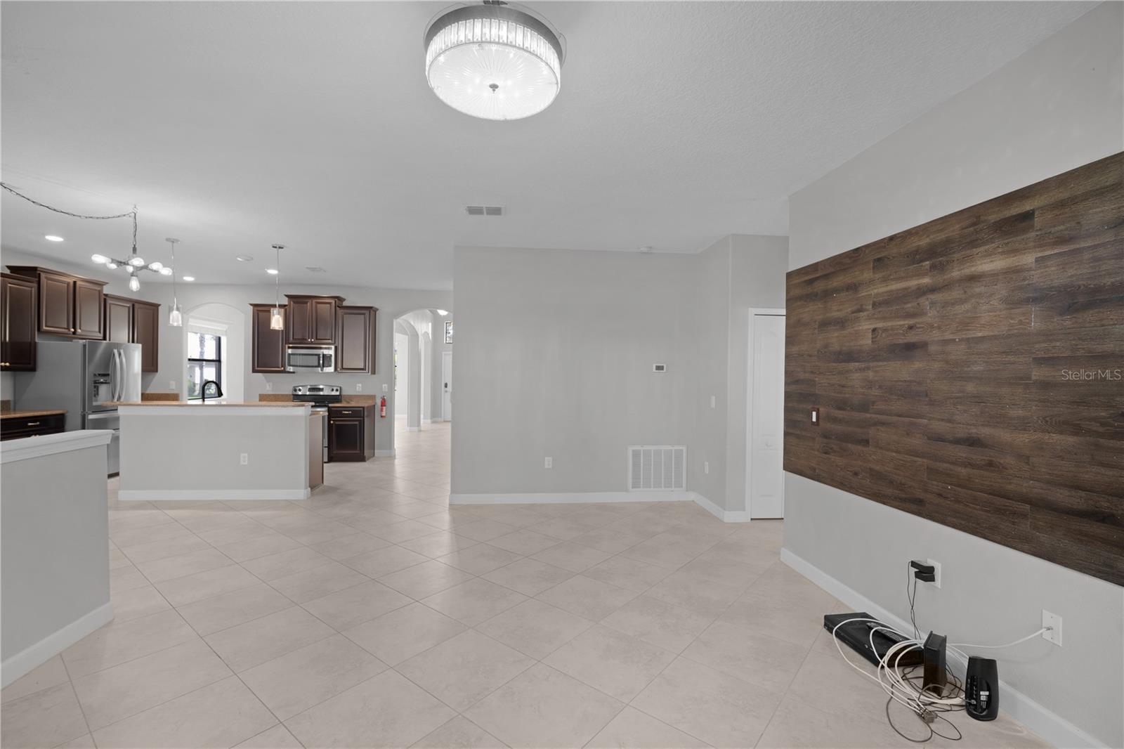 STONEYBROOK SOUTH PH 1 REP OF TRACTS C1 & H1 - Residential Lease