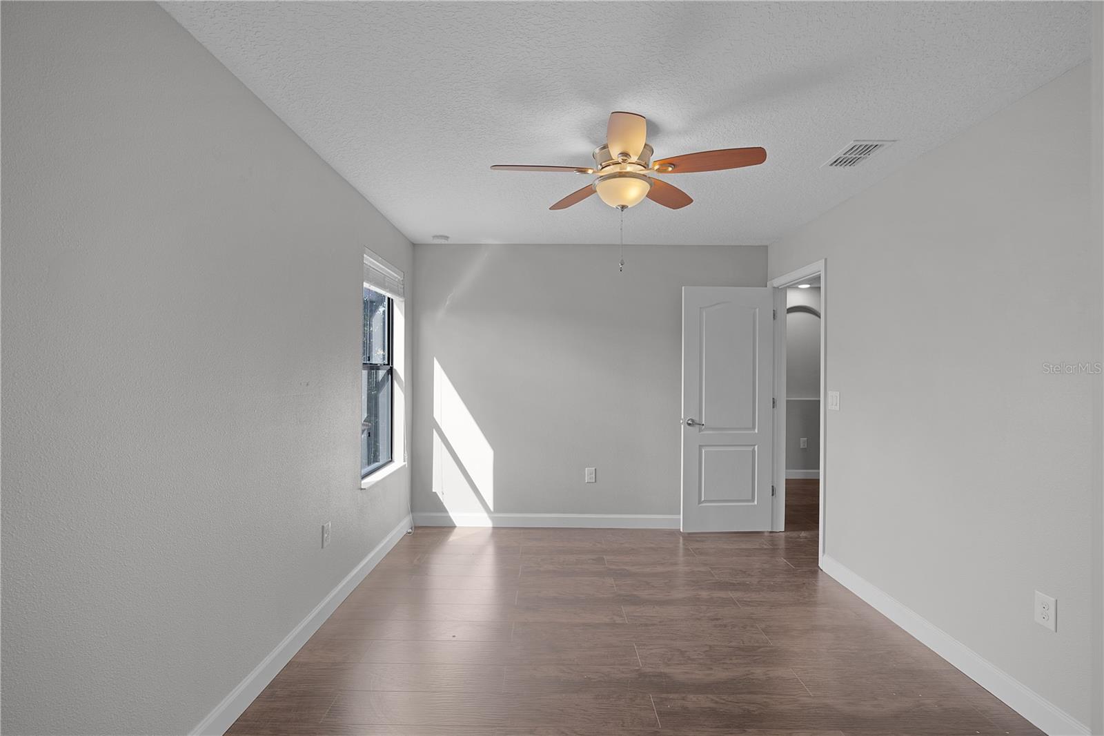 STONEYBROOK SOUTH PH 1 REP OF TRACTS C1 & H1 - Residential Lease