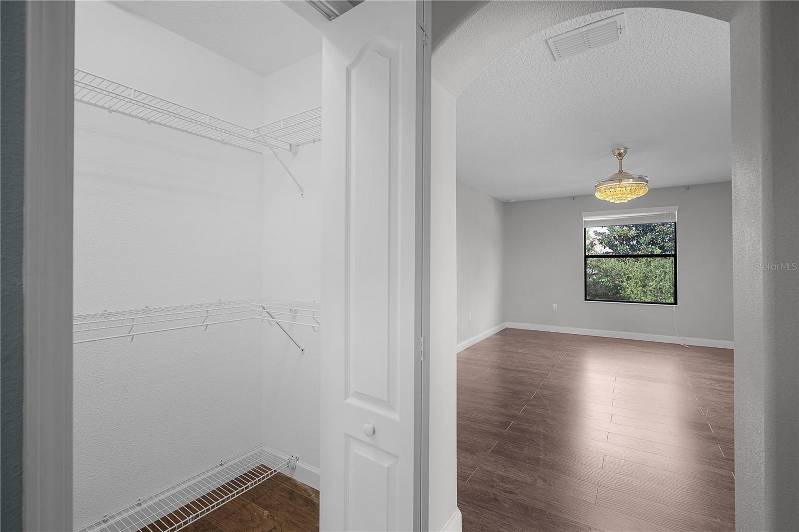 STONEYBROOK SOUTH PH 1 REP OF TRACTS C1 & H1 - Residential Lease