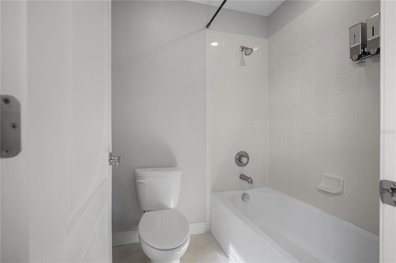 STONEYBROOK SOUTH PH 1 REP OF TRACTS C1 & H1 - Residential Lease