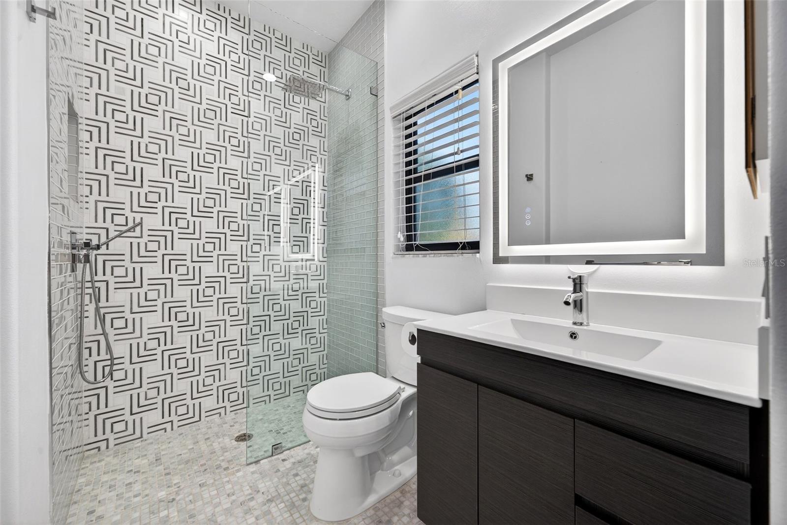 8455 WOODBRIAR DRIVE