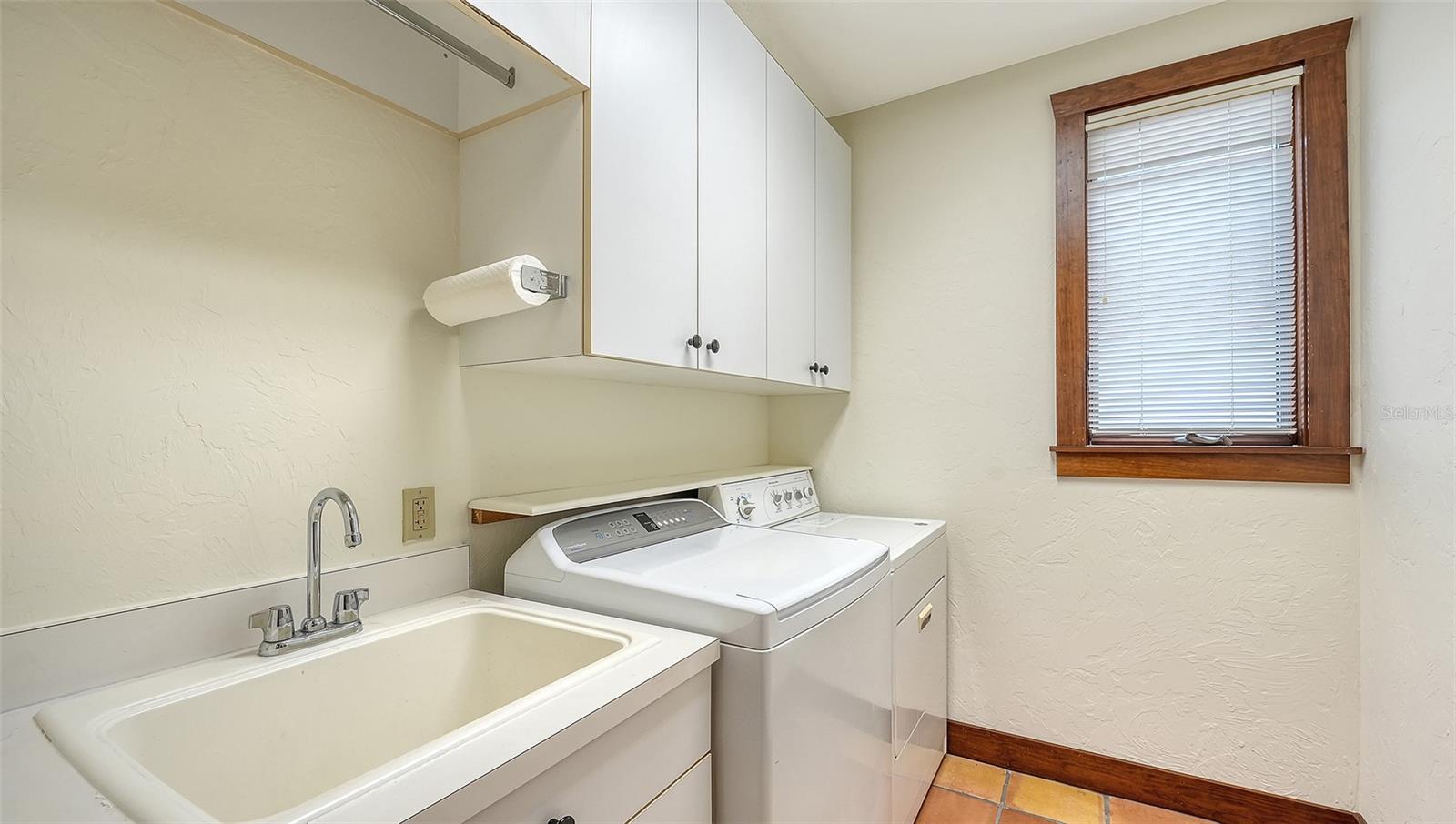 LIDO BEACH DIV A - Residential