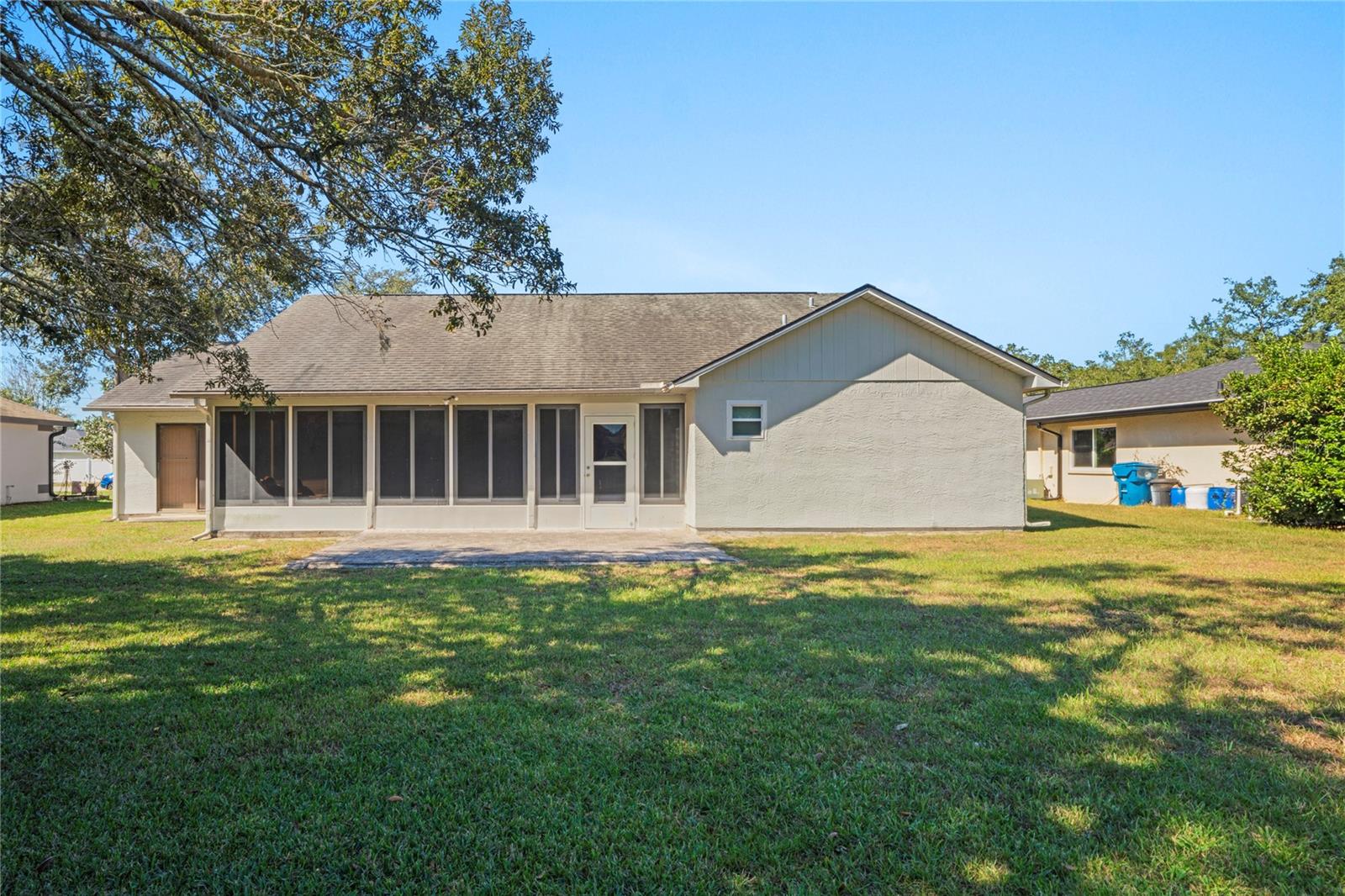 SPRING HILL - Residential