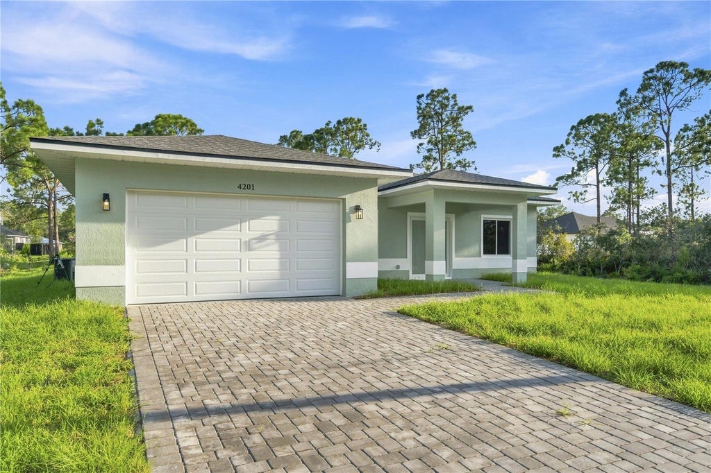 Photo of 4201 Talbot Street, Sebring, FL 33872 (MLS # O6451697)
