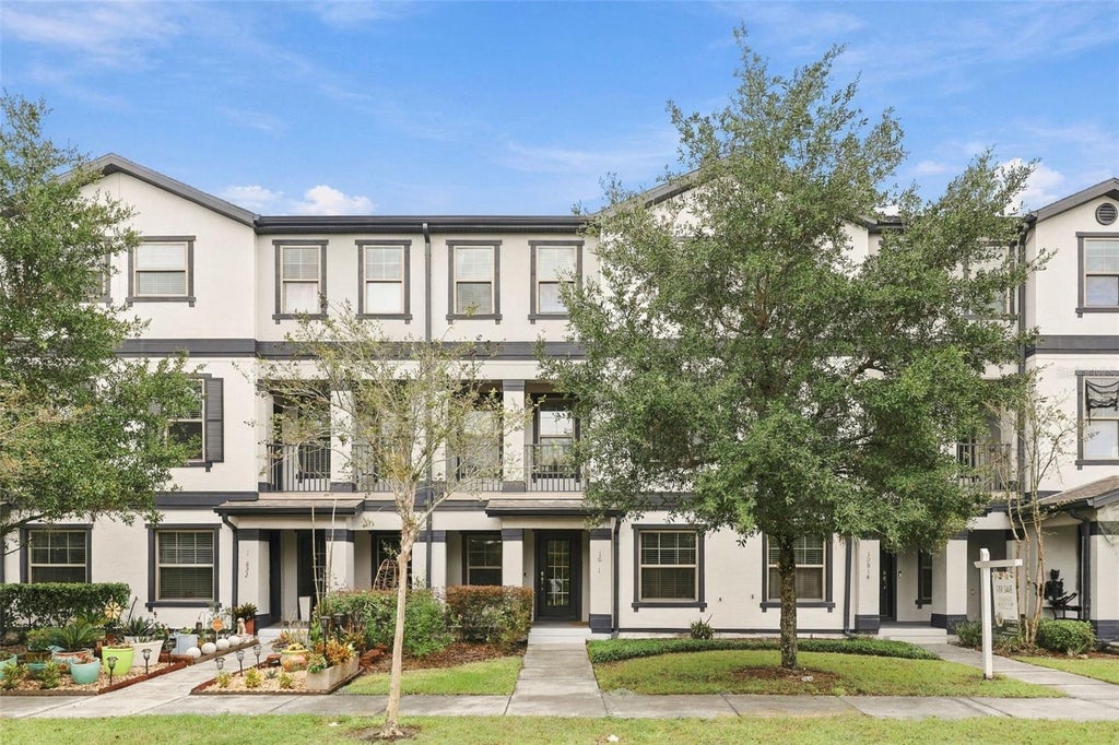 Photo of 10818 Sunset Ridge Lane, Orlando, FL 32832 (MLS # O6448958)