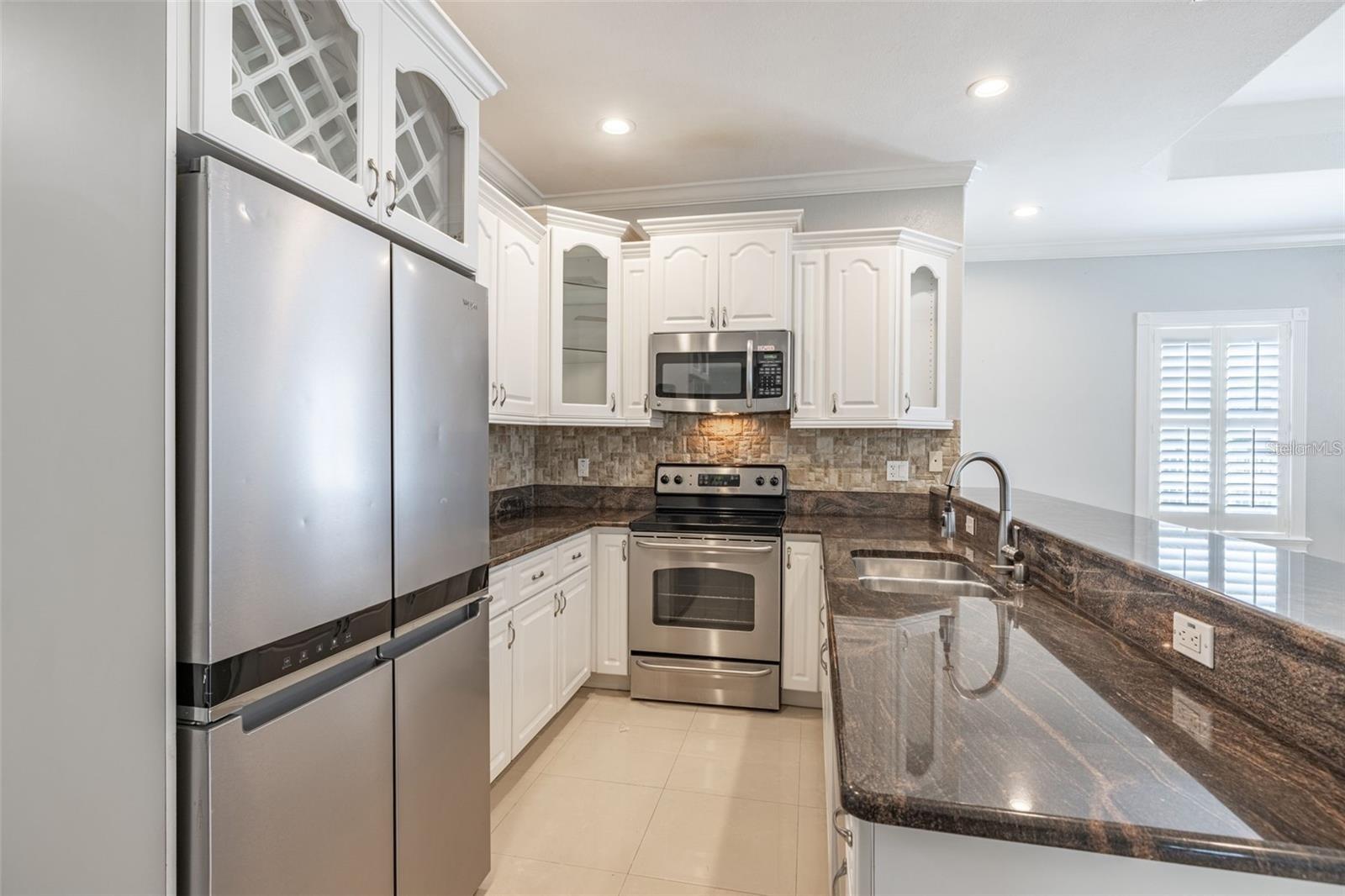 2323 W CHERRY STREET