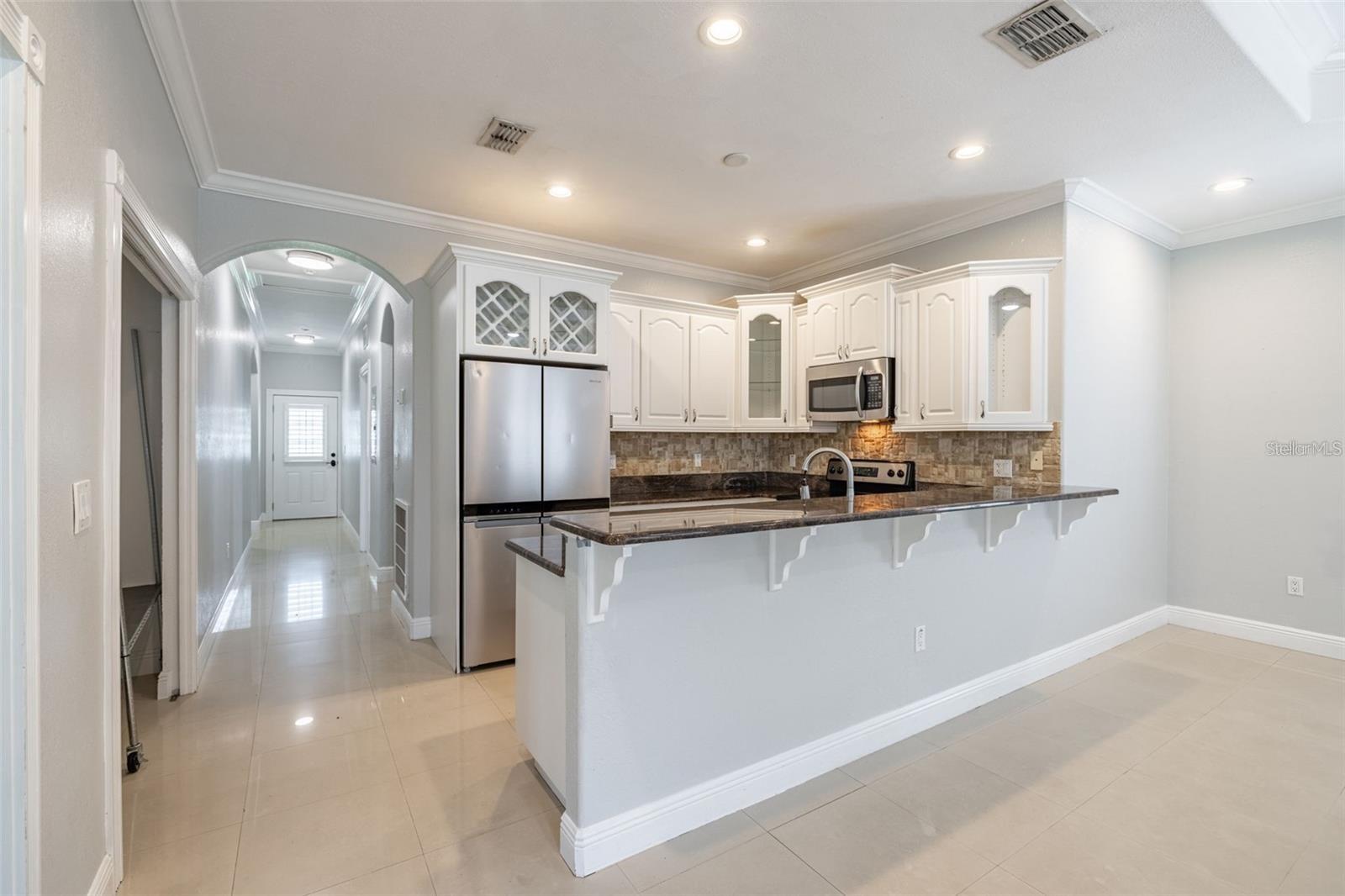 2323 W CHERRY STREET