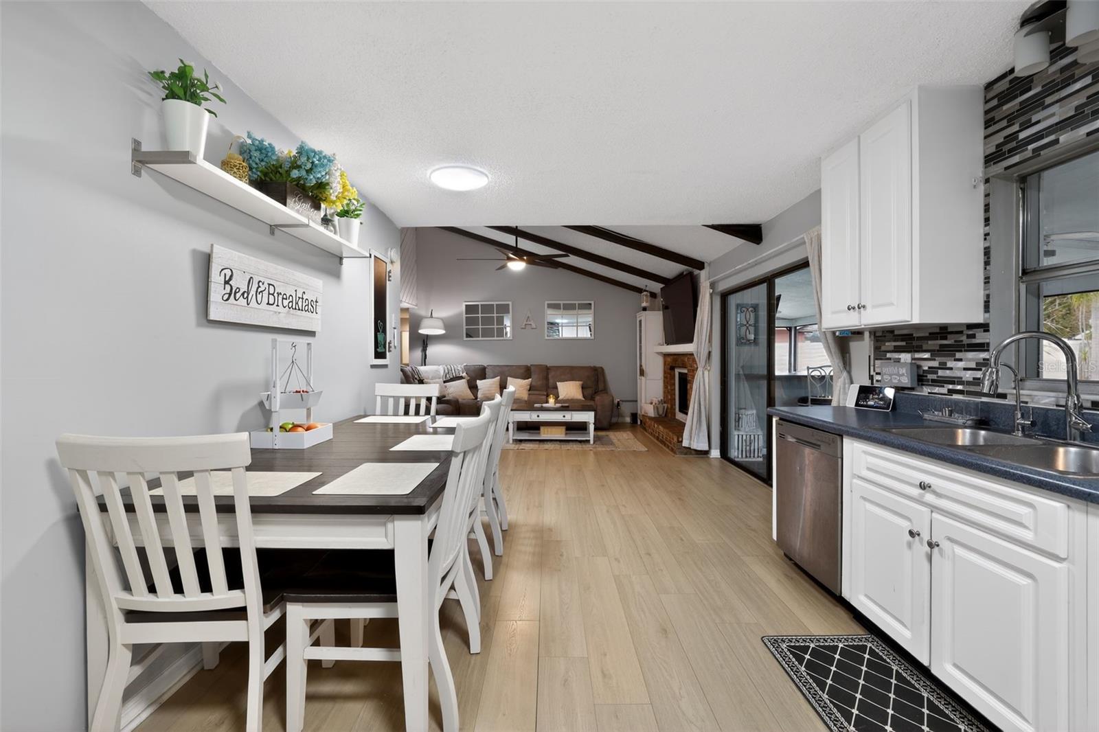 SOUTHWOOD HILLS UNIT 14 - Residential