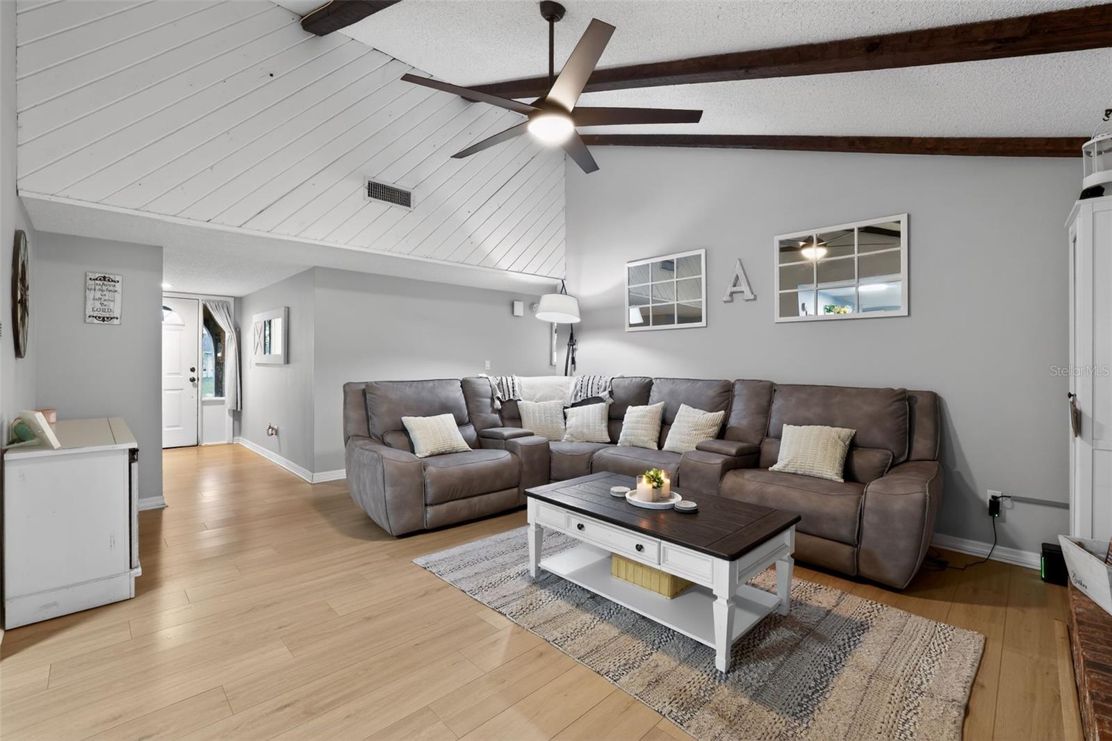 SOUTHWOOD HILLS UNIT 14 - Residential