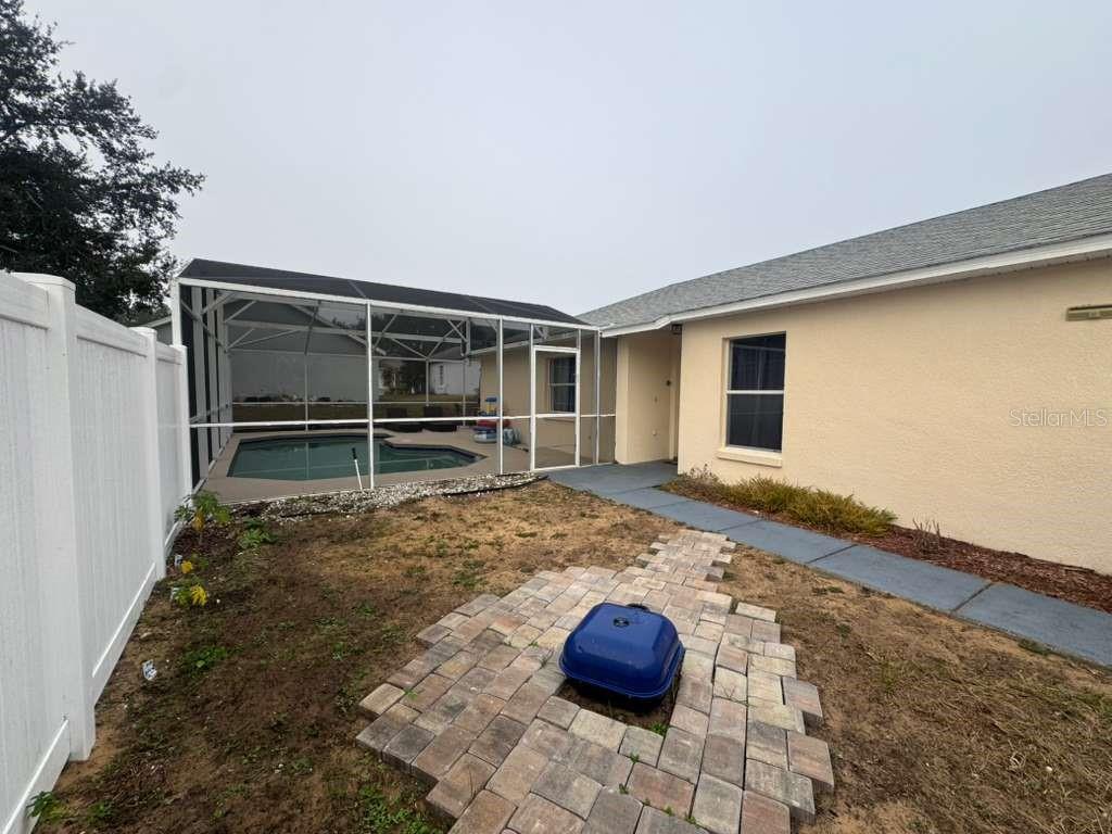 LAKESIDE AT BASS LAKE - Residential Lease