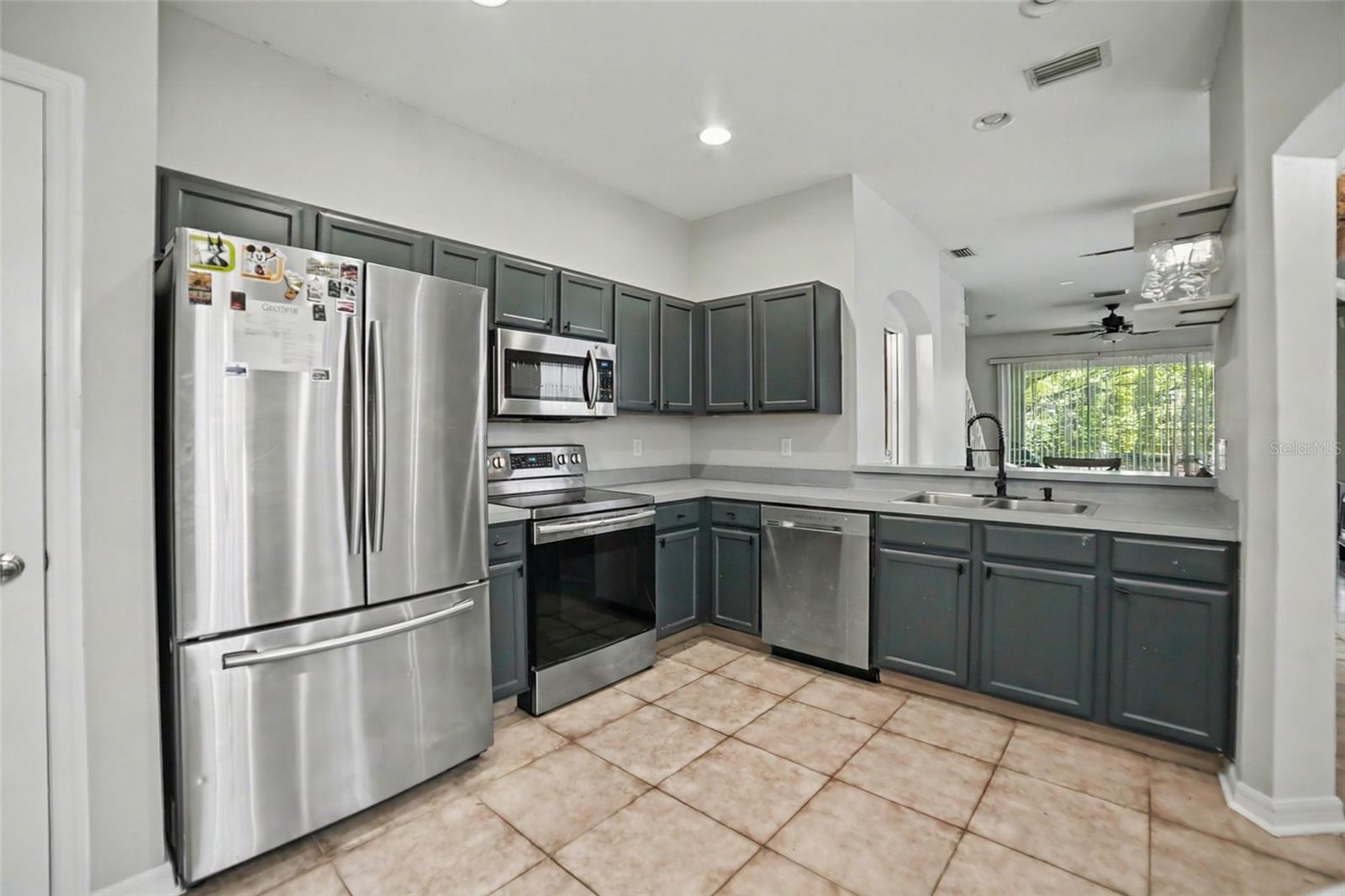 CHELSEA MANOR - Residential