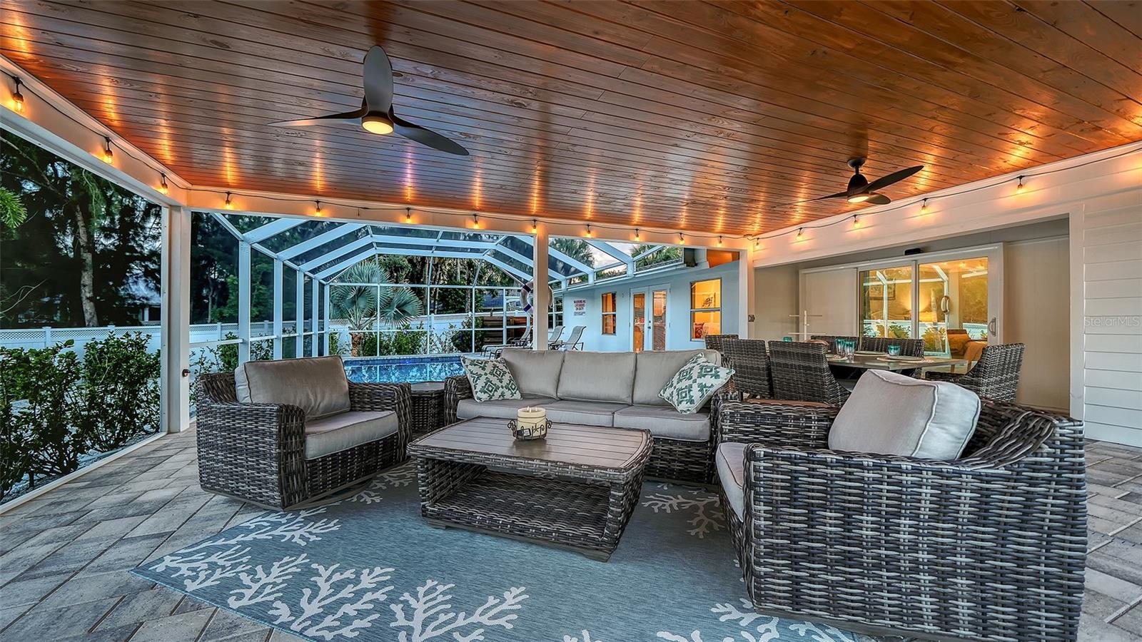 SIESTAS BAYSIDE WATERSIDE SOUTH - Residential