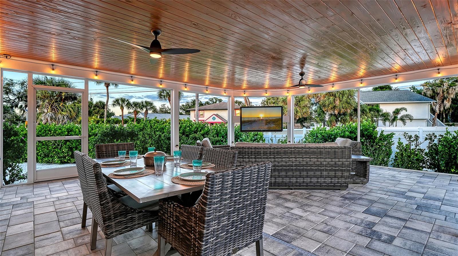 SIESTAS BAYSIDE WATERSIDE SOUTH - Residential