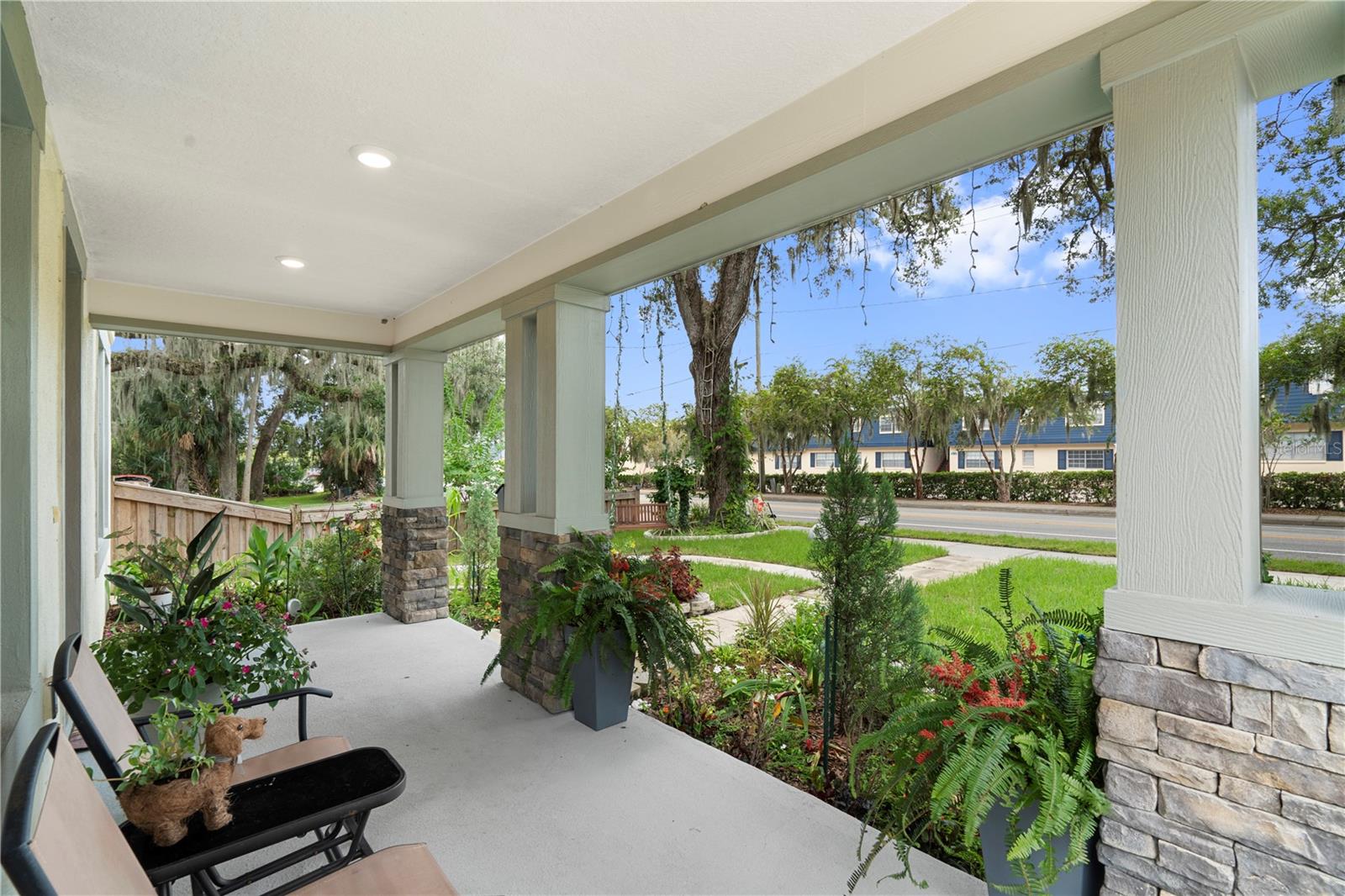 1415 CRYSTAL LAKE DRIVE