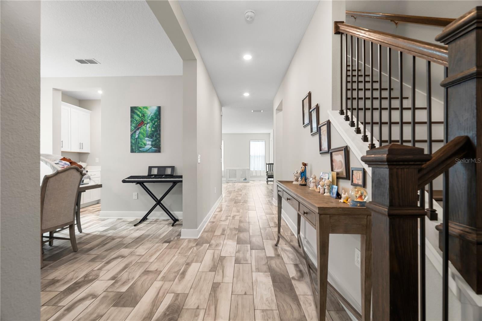 1415 CRYSTAL LAKE DRIVE
