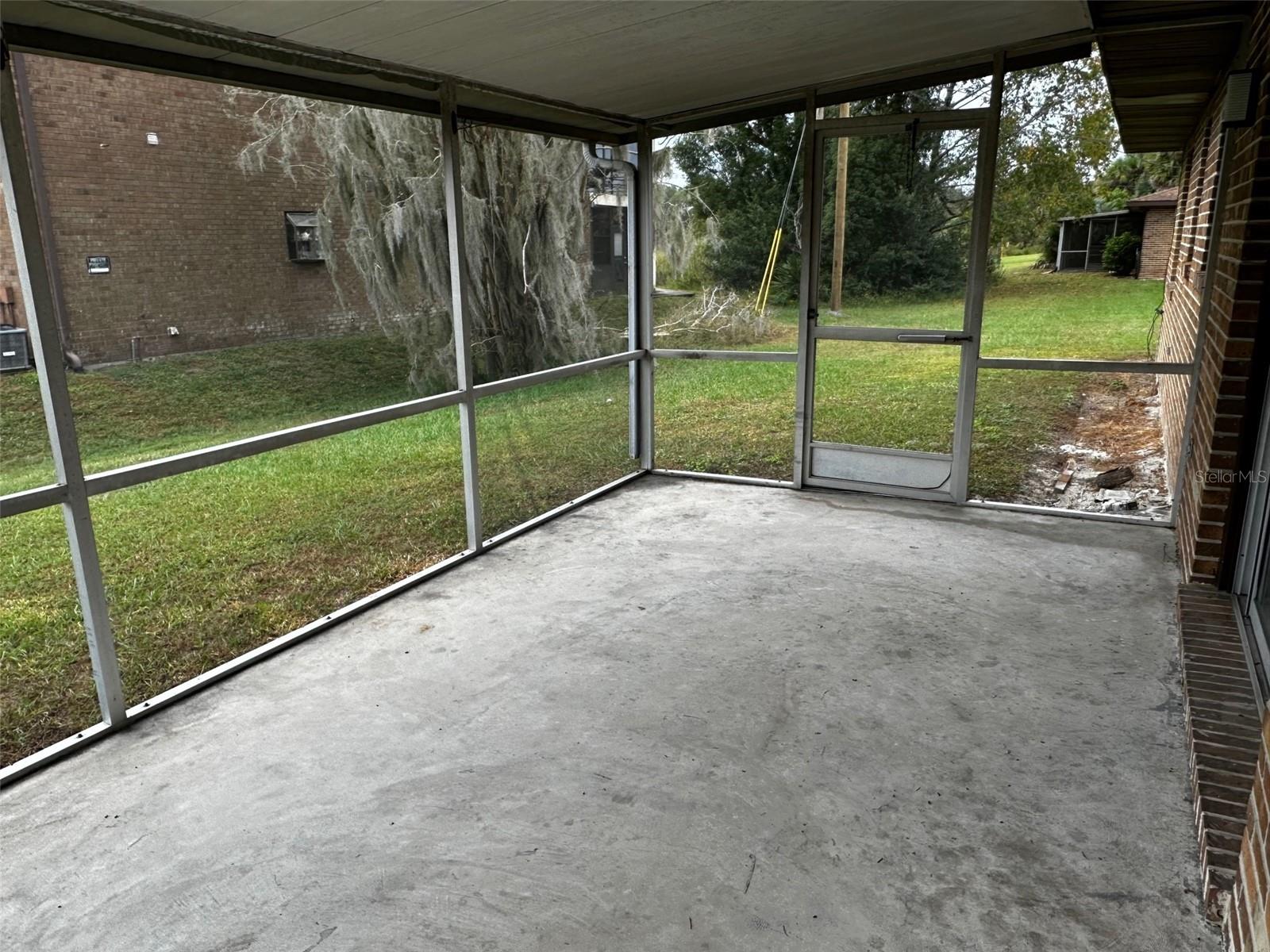 DELTONA LAKES UNIT 29 & 37 REP - Residential Lease