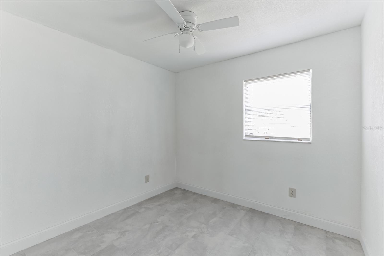 MALIBU GROVES NINTH ADD - Residential