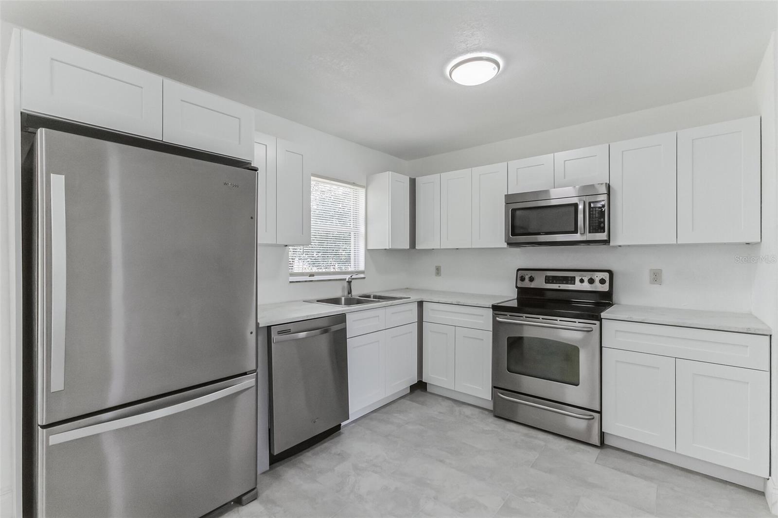 MALIBU GROVES NINTH ADD - Residential