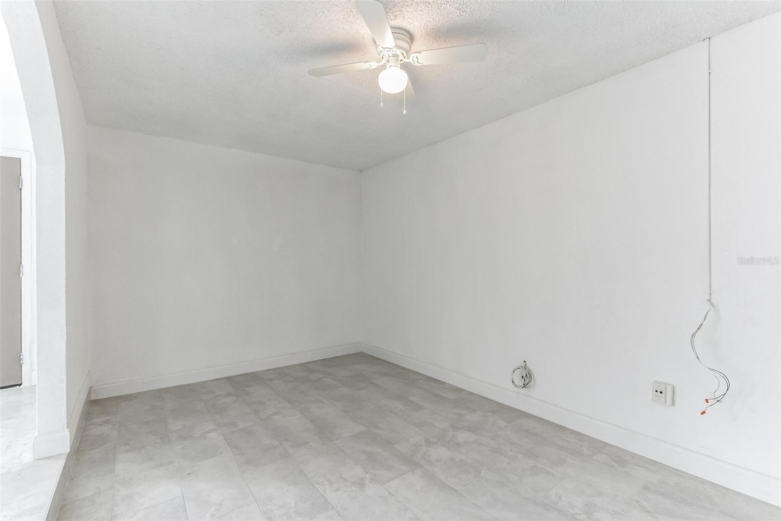 MALIBU GROVES NINTH ADD - Residential