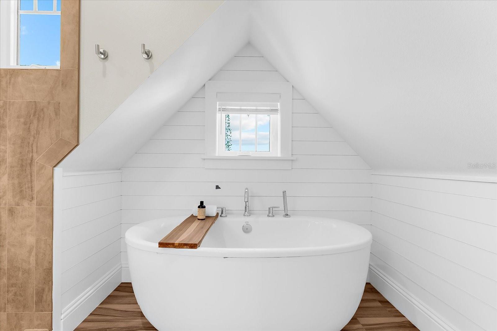 SIESTA REV OF - Residential