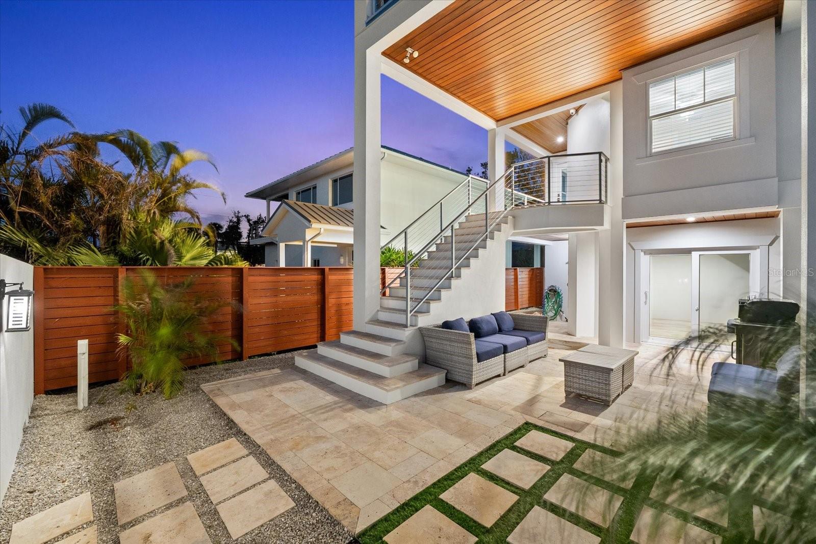 SIESTA REV OF - Residential