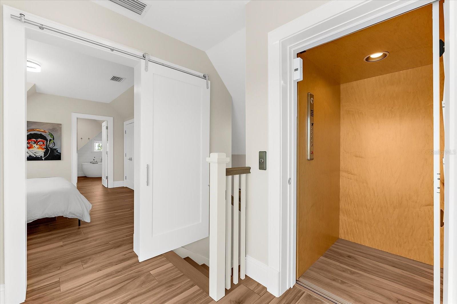 SIESTA REV OF - Residential