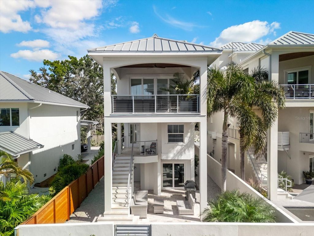 Photo of 116 Garden Lane, Sarasota, FL 34242 (MLS # A4671064)