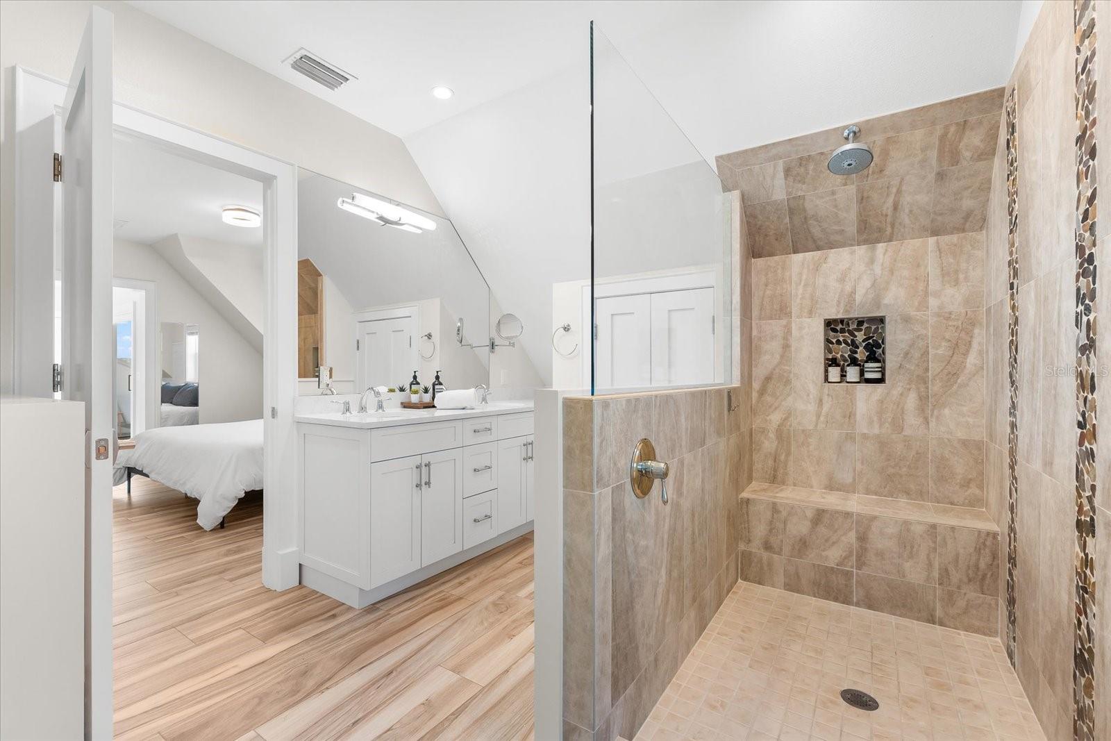 SIESTA REV OF - Residential