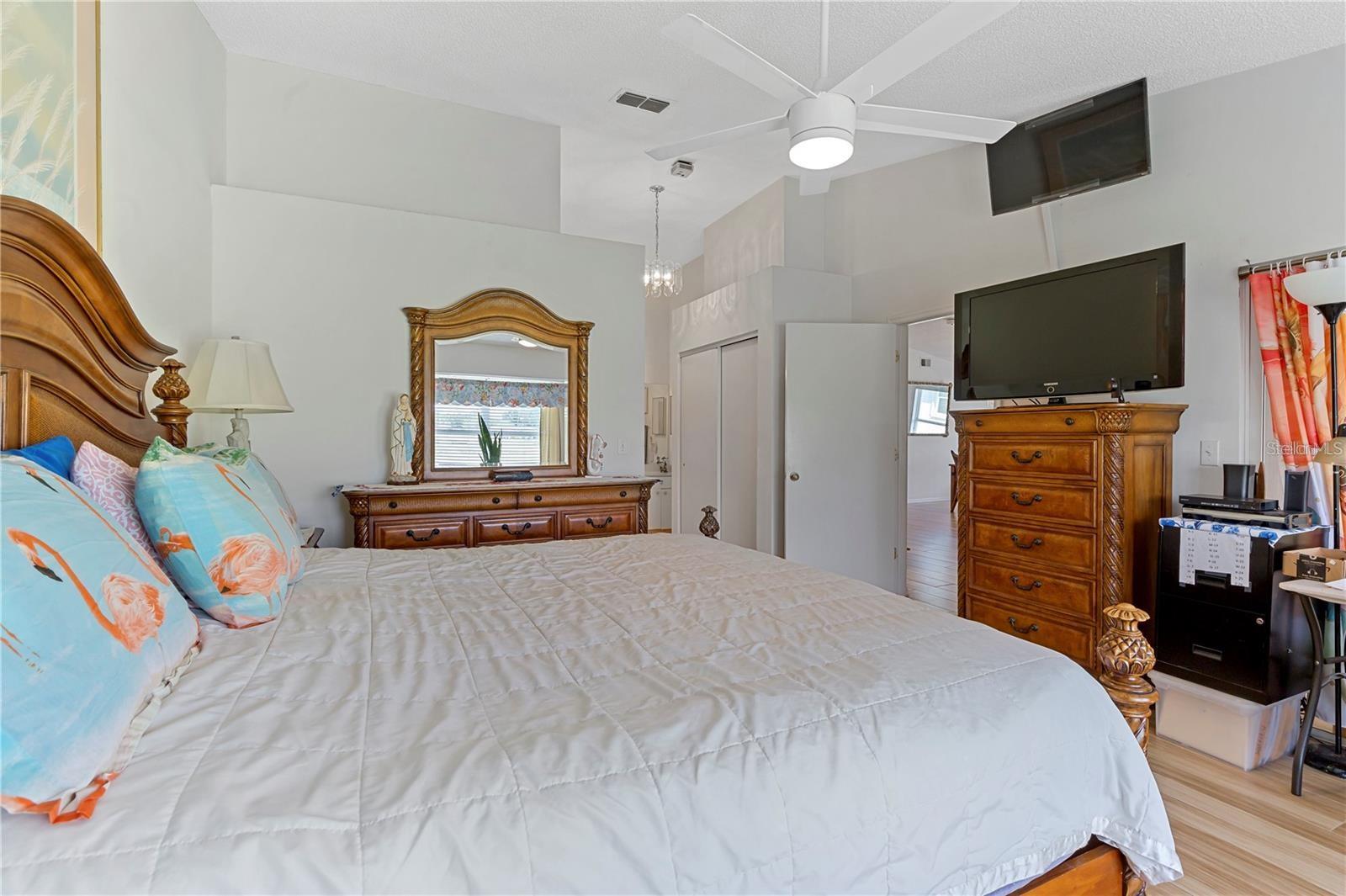 MANCHESTER II CONDO - Residential