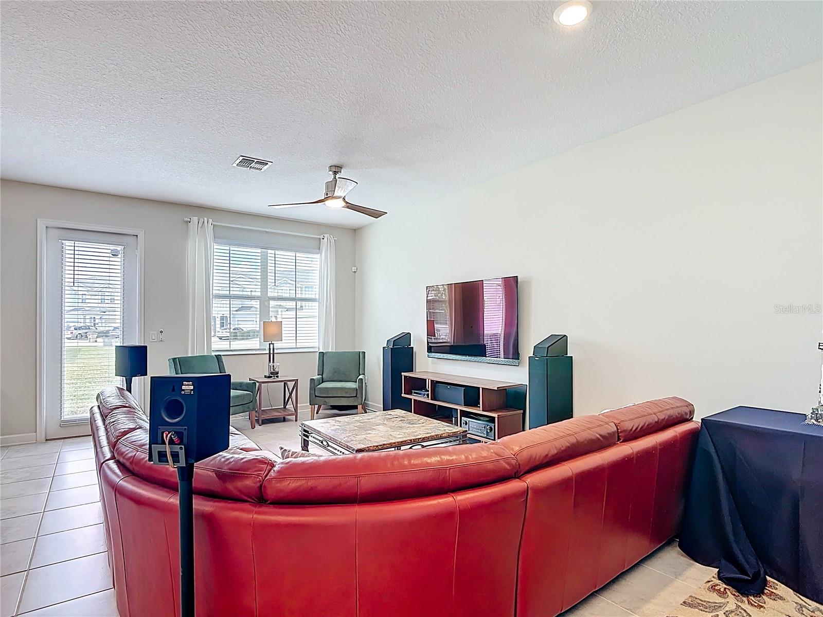 STOREY LAKE TR K - Residential