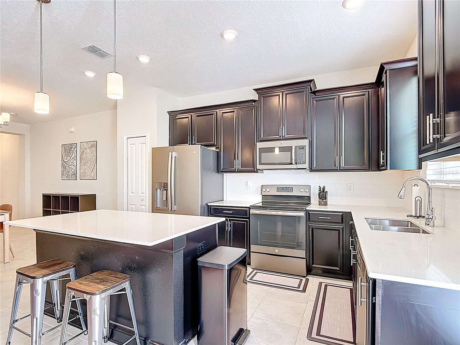 STOREY LAKE TR K - Residential