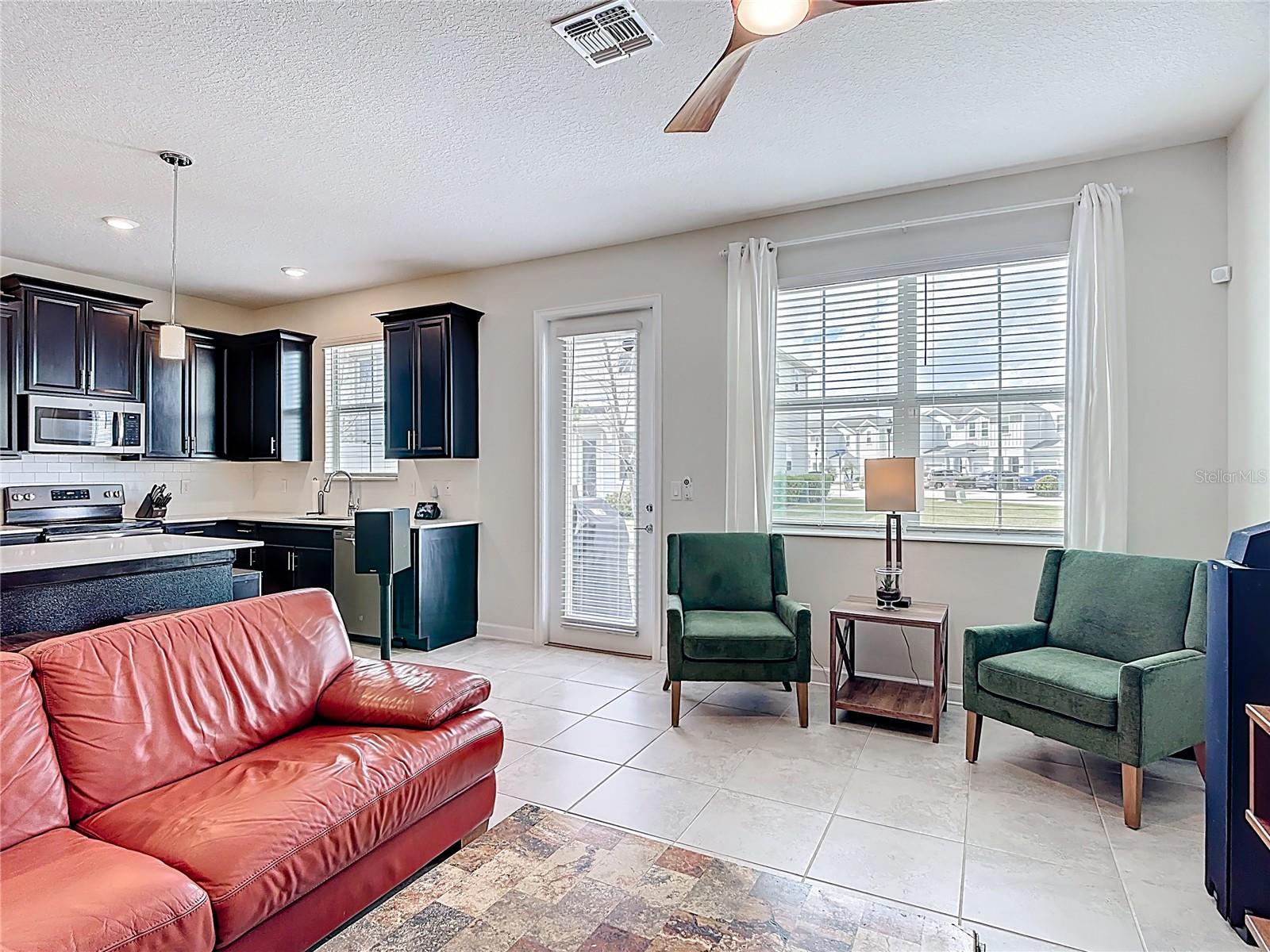 STOREY LAKE TR K - Residential