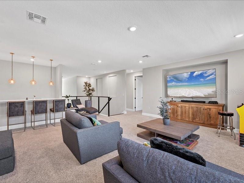 ESTATE/PARKSIDE - Residential