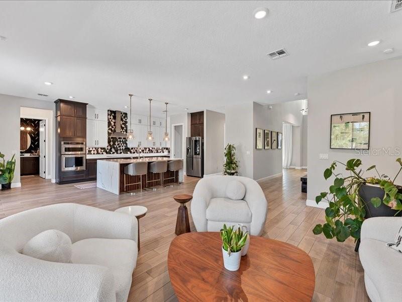 8408 LUDINGTON CIRCLE