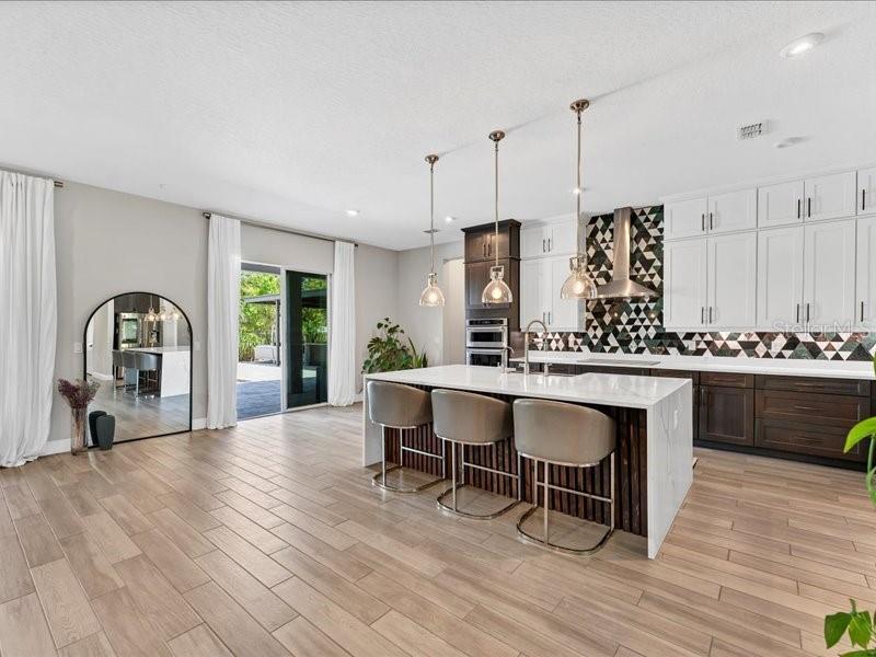 ESTATE/PARKSIDE - Residential