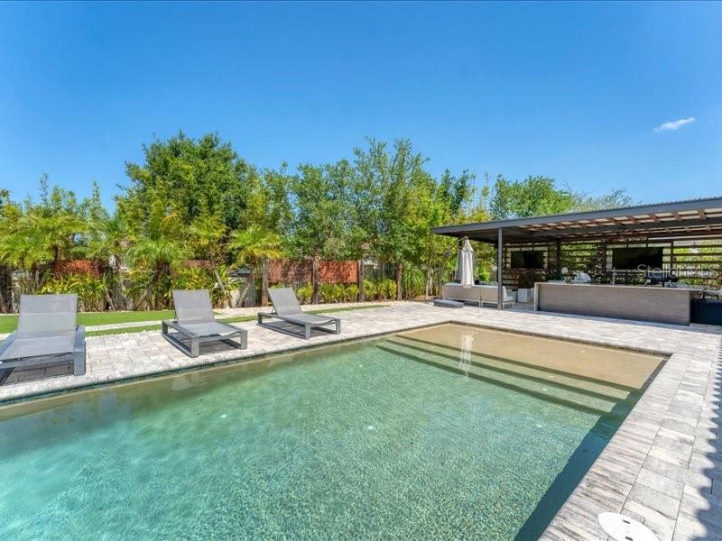 ESTATE/PARKSIDE - Residential