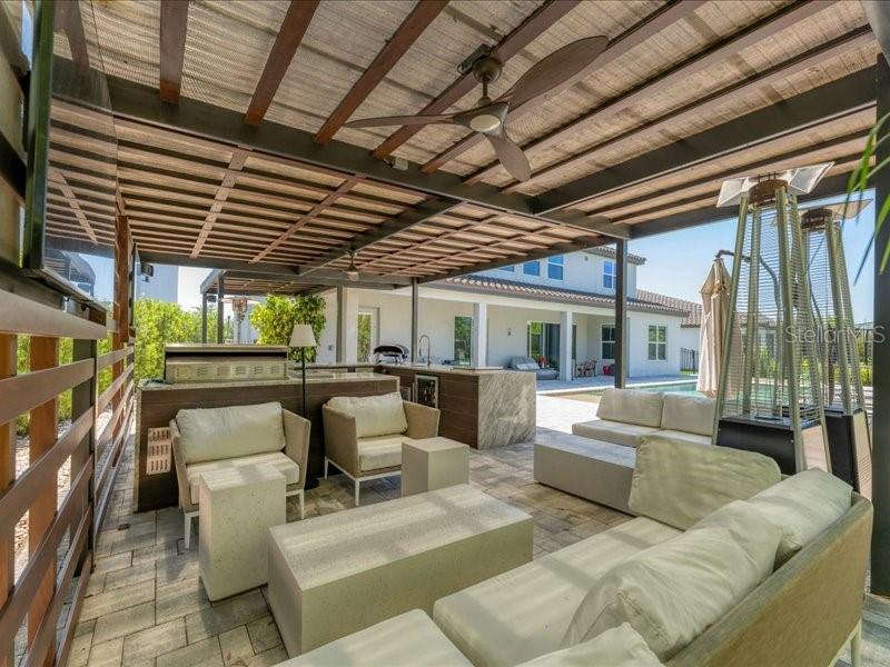 ESTATE/PARKSIDE - Residential