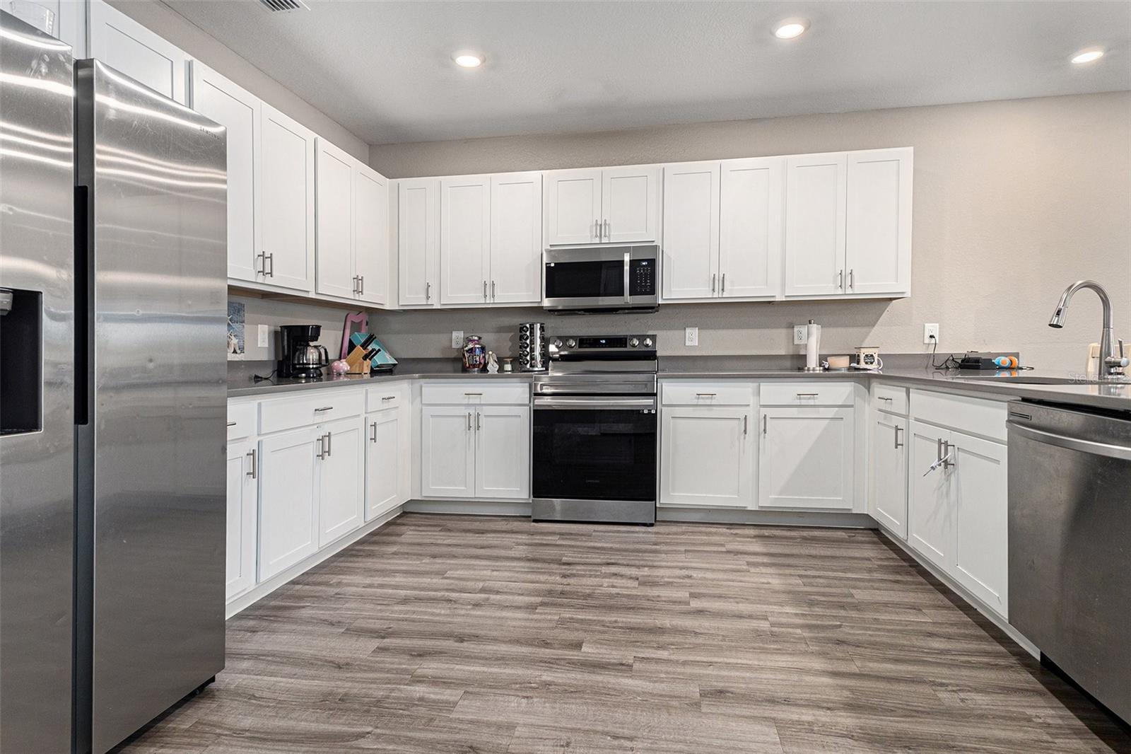 VILLAMAR PH FOUR - Residential