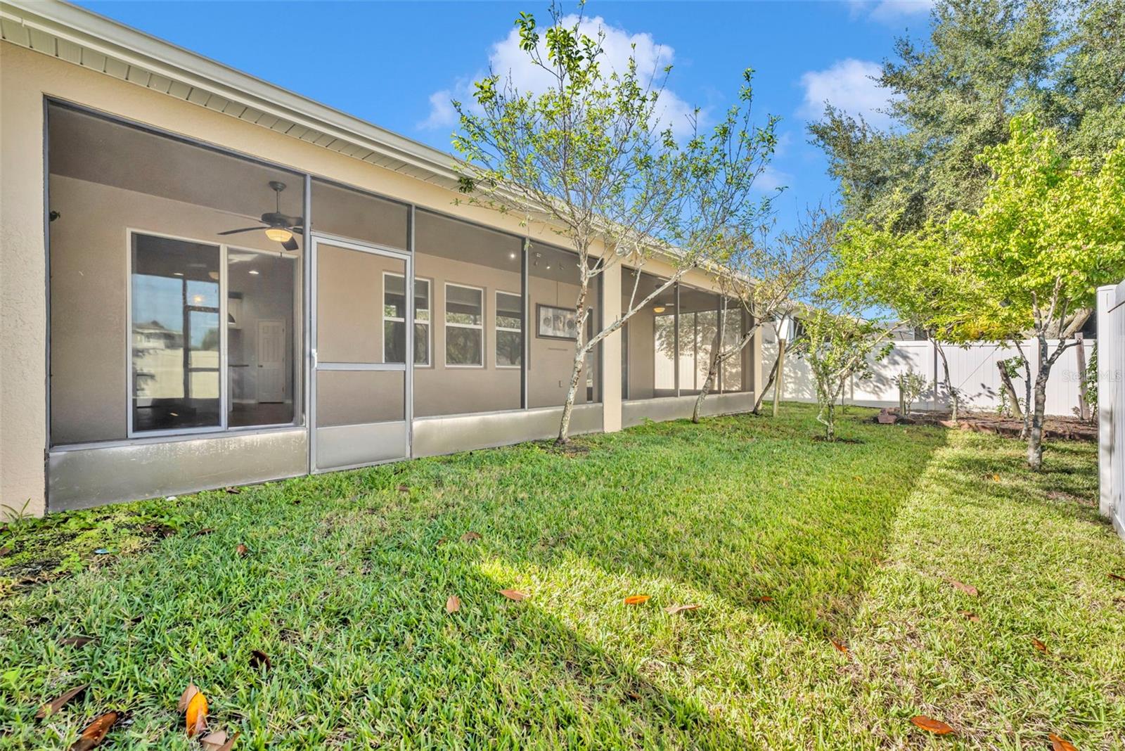 ENCLAVE AT ALOMA - Residential