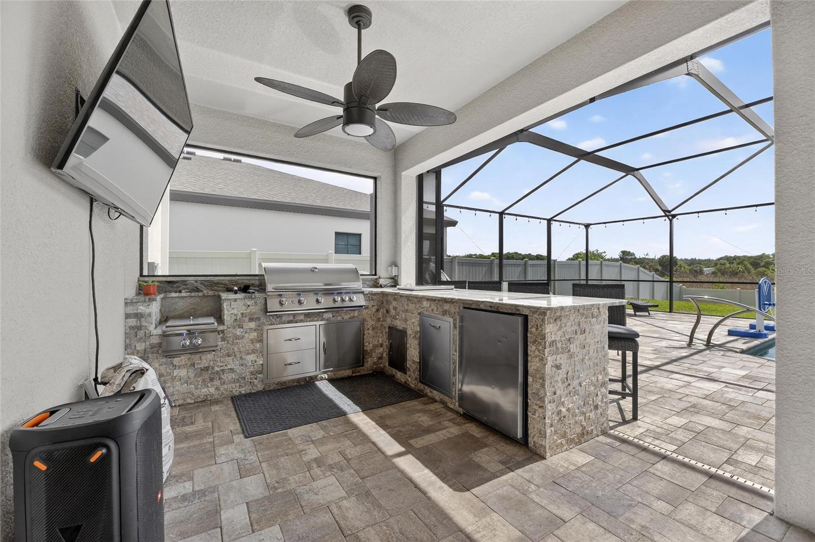 B & D HAWKSTONE PH 1 - Residential