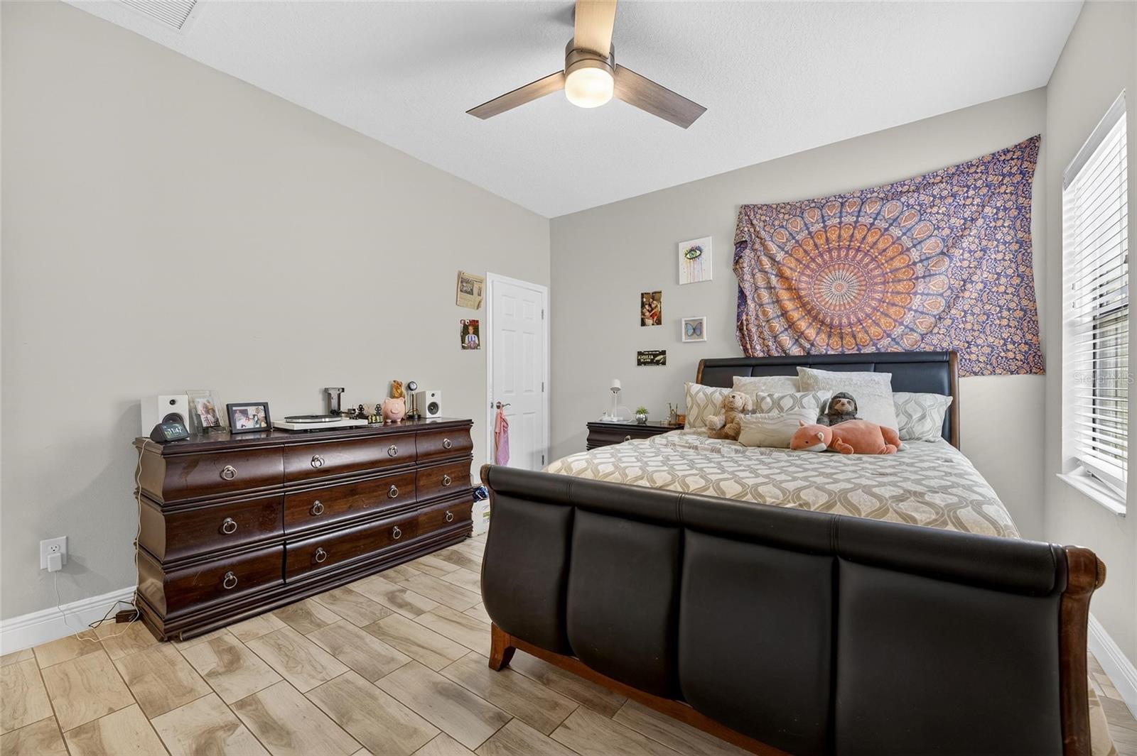 B & D HAWKSTONE PH 1 - Residential