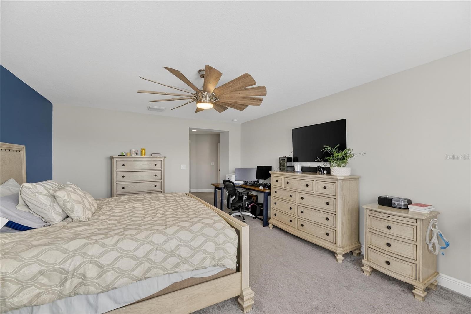 B & D HAWKSTONE PH 1 - Residential