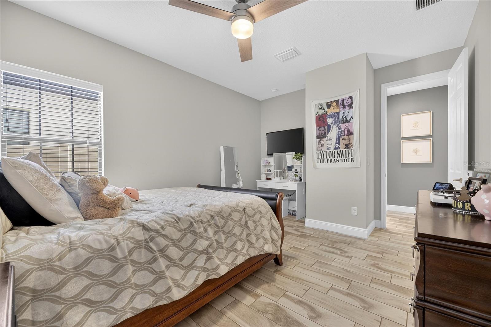 B & D HAWKSTONE PH 1 - Residential