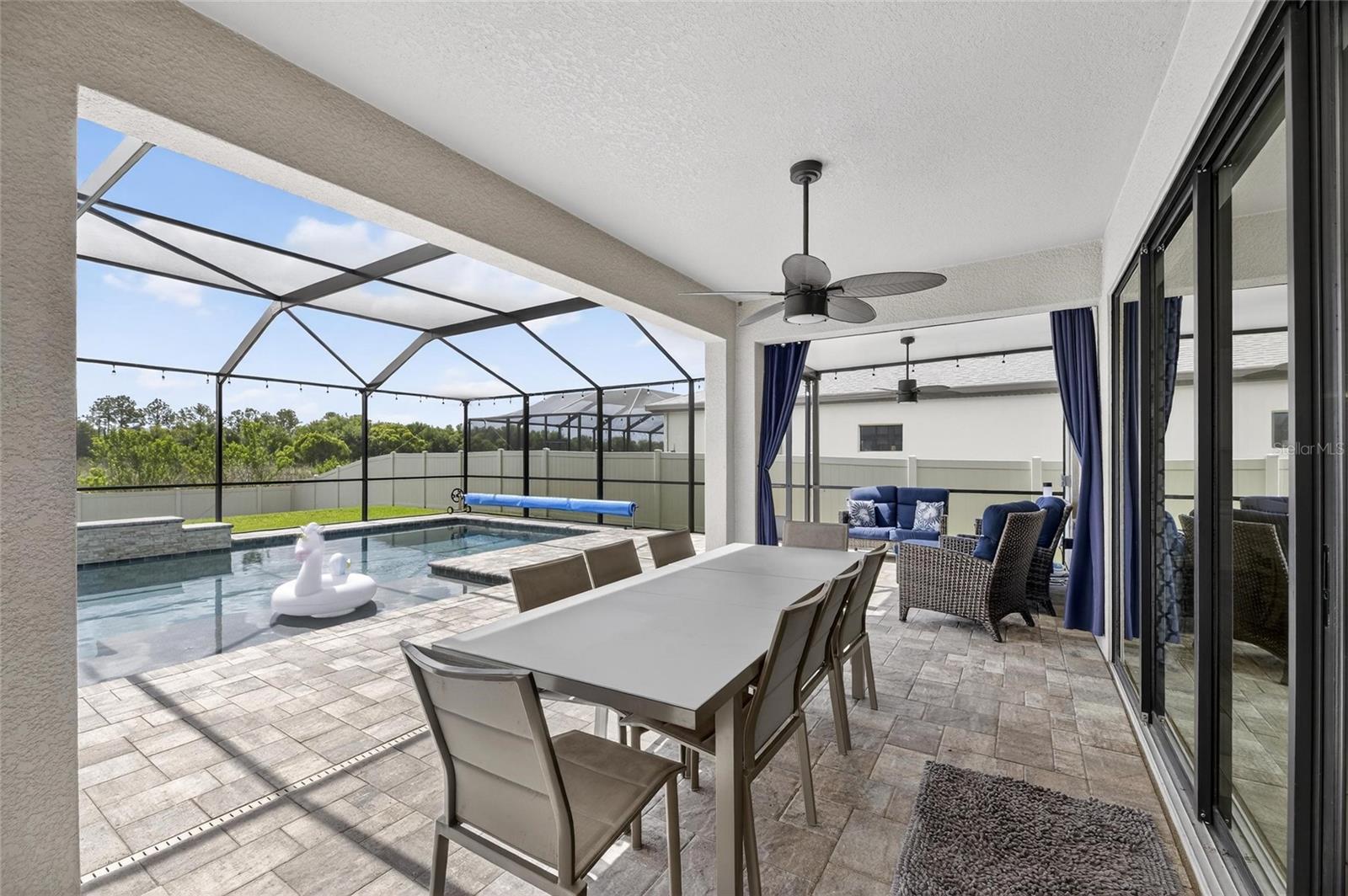 B & D HAWKSTONE PH 1 - Residential