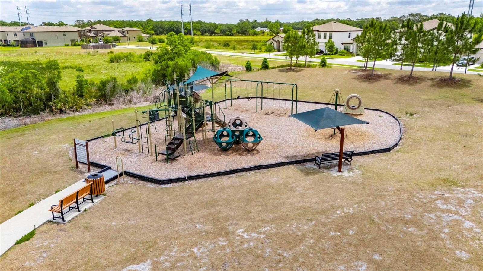 B & D HAWKSTONE PH 1 - Residential